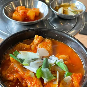 닭한마리감자탕 사진