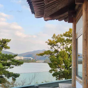 엘로우 리뷰 사진