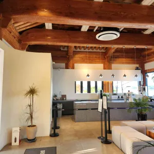 엘로우 리뷰 사진