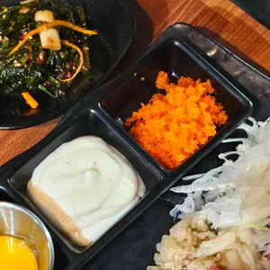 육회왕자 연어공주 사진