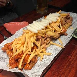 아웃닭 대표 사진