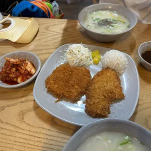 둥지칼국수 사진