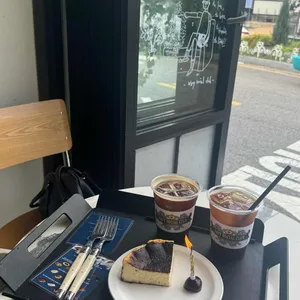 네이비소셜클럽 사진