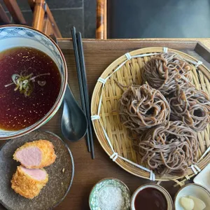 카츠닉 리뷰 사진