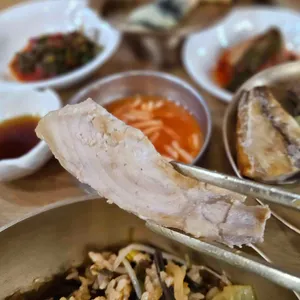 까치구멍집 사진