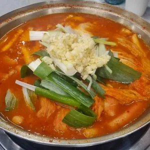 김덕배의 닭한마리 이야기 사진