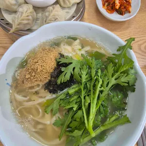 현우손칼국수 대표 사진