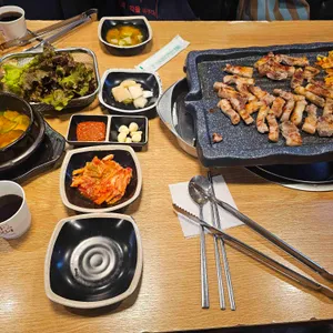 맹그르브삼겹살 사진