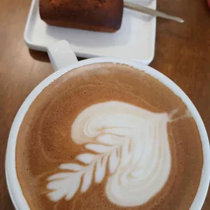 까마귀 커피앤티랩 사진