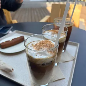 구름에 396커피 사진