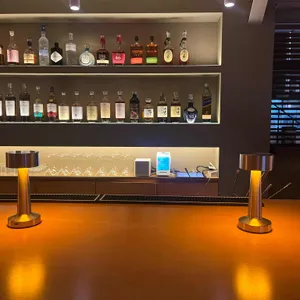 아이덴티티 리뷰 사진