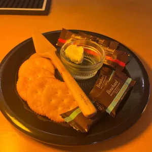 아이덴티티 대표 사진