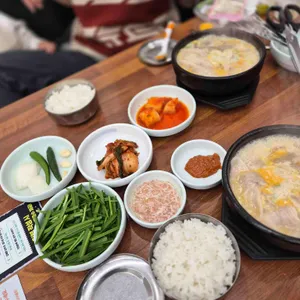 부산토박이돼지국밥 사진