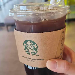 스타벅스 사진 2