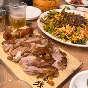 방천가족족발&보쌈 사진 1