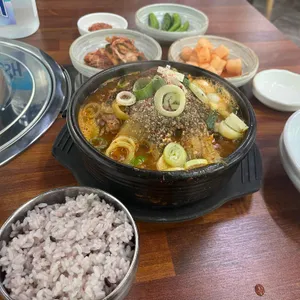 흥부네뼈감자탕 사진