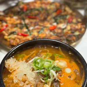 보양식 하순옥 황금안동국시 사진 1