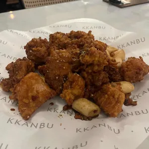 깐부치킨 사진