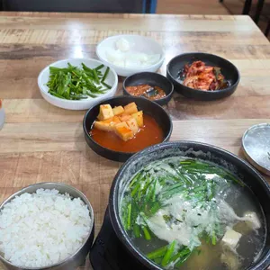 김명자굴국밥 사진