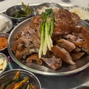 완미족발 대표 사진