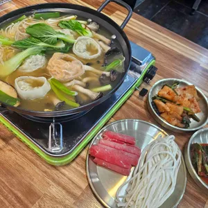 솟대산골막국수 사진