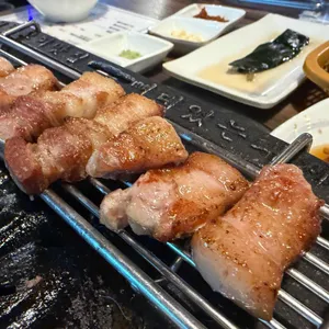 뼈대있는돼지집 사진