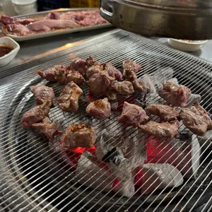 뚝방삼지창 사진