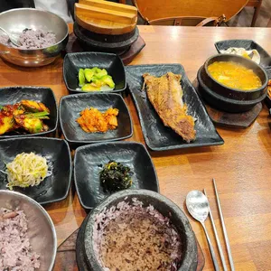 신화정 대표 사진