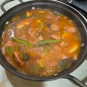 금왕솥뚜껑부대찌개삼겹살 사진