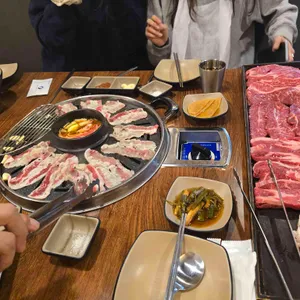 꽃담우정육식당 사진