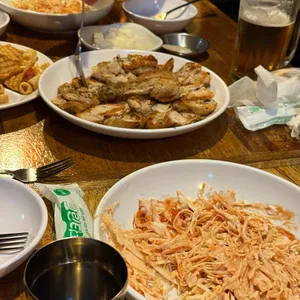 금강바베큐치킨 사진