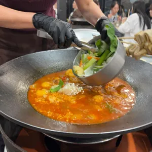 윤호네솥뚜껑닭볶음탕 사진