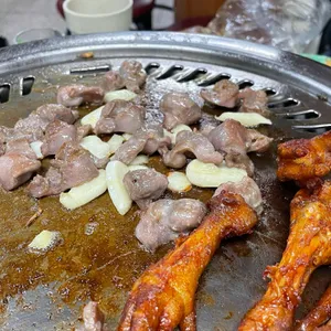 현고대 닭발 사진