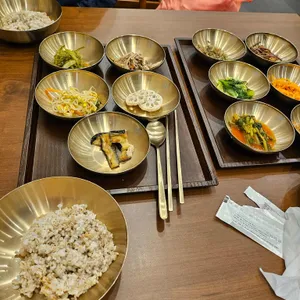 사월에보리밥과쭈꾸미 사진