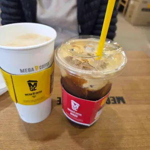 메가커피 사진