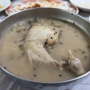 원조 신촌식당 사진