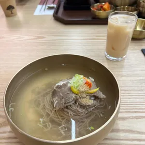 성산옥 대표 사진