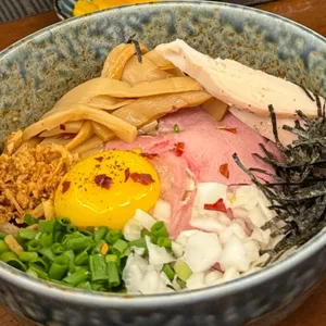 훈지 대표 사진