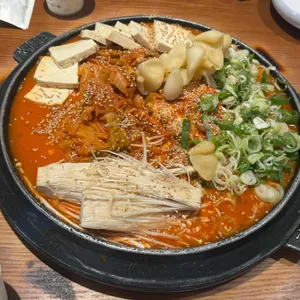 김치옥 사진