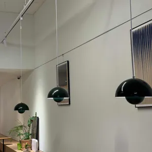 버드 로스터스 리뷰 사진