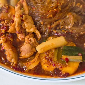 또이스 치킨찜닭 대표 사진