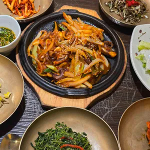 매화곤드레밥 대표 사진