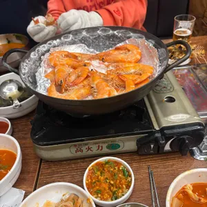 통통한오징어 대표 사진