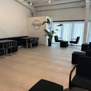 카페 하이라이트 리뷰 사진