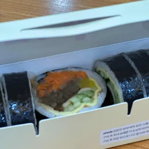 오로라 김밥 리뷰 사진
