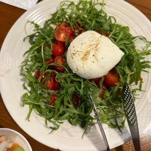 세라타 대표 사진