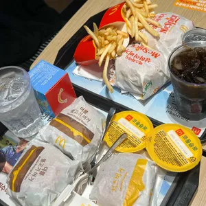 맥도날드 사진 1