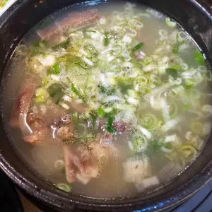 이색한우곰탕 사진 2