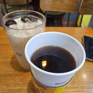 메가커피 대표 사진