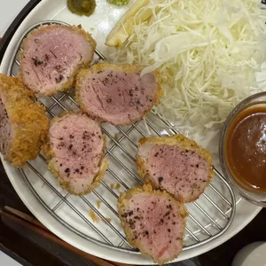 알돈 사진